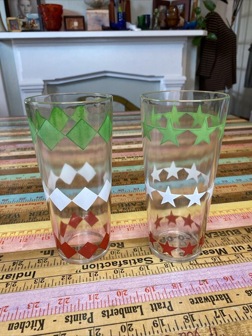2 Vintage Red Green White Diamond Star Atomic Pattern MCM Tumbler Drinking Glass